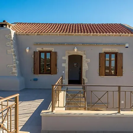 Villa Olga Almirida